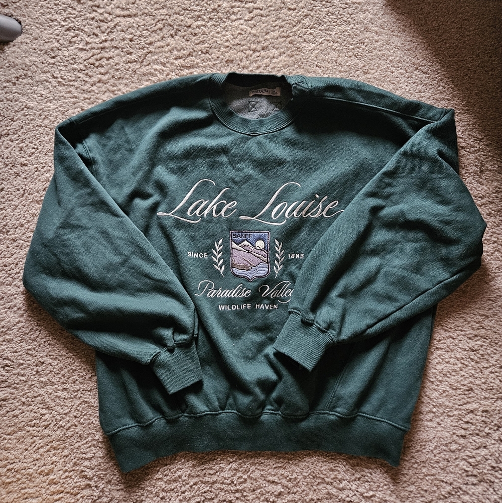 Lake Louise Green Oversized Sweatshirt Size M